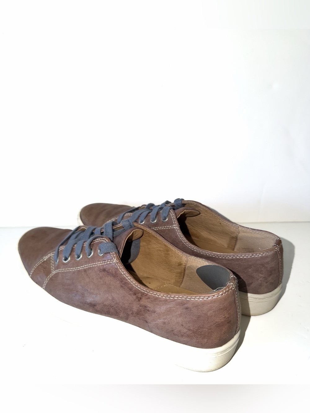 Sofft Baltazar leather sneaker Low-Top Deep Burgundy/Blue Laces Sz 9.5 - Picture 5 of 8